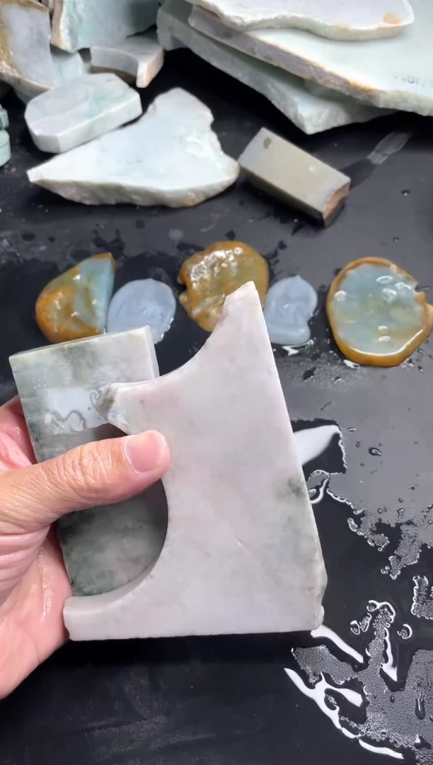 翡翠未镶嵌颈饰天然缅甸翡翠115