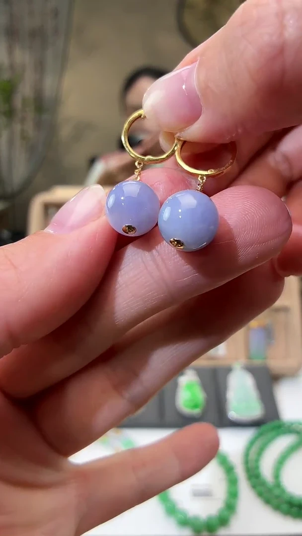 18K金镶嵌翡翠耳饰耳饰