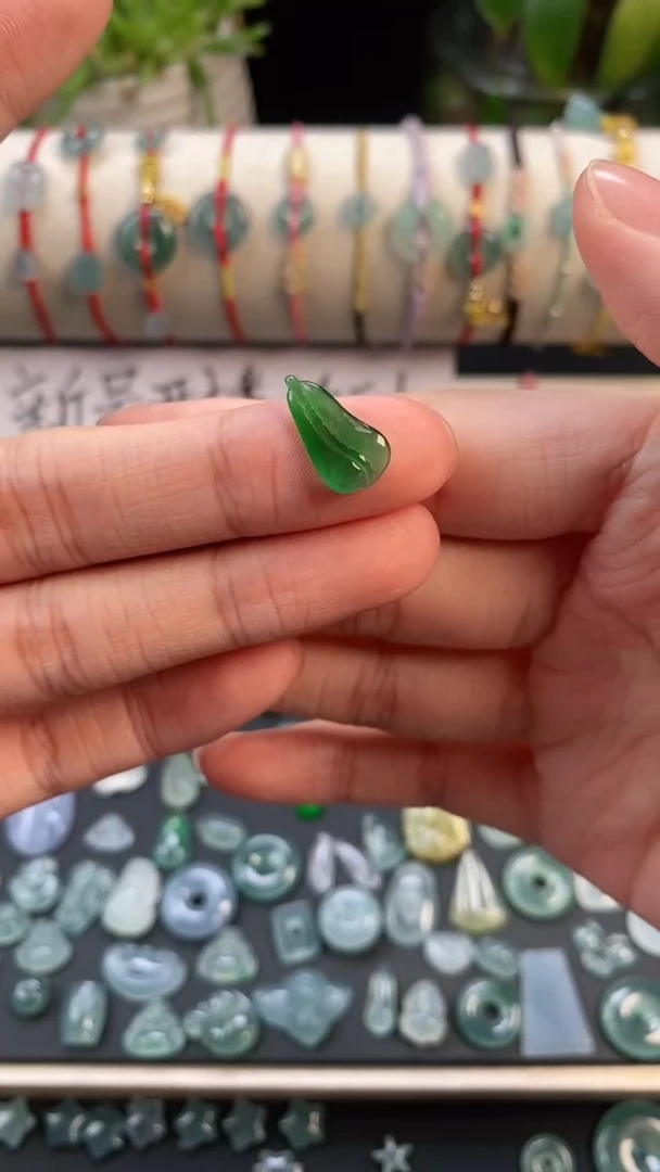 翡翠裸石翡翠裸石