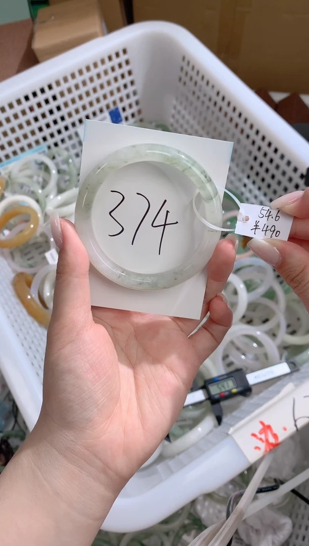 石英质玉手镯未镶嵌K374-54.6