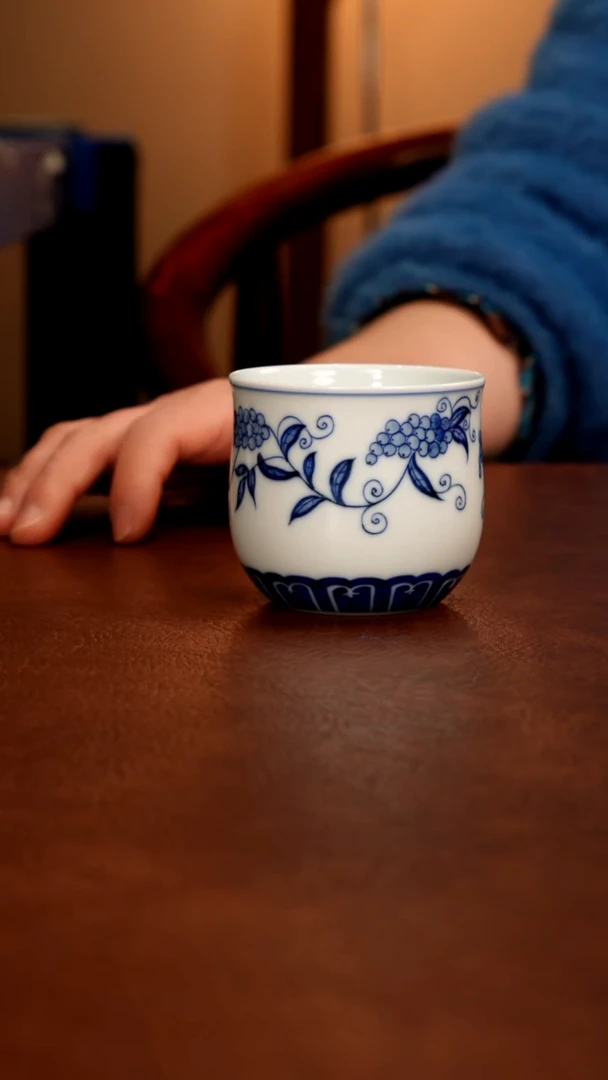 摆件陶景德镇瓷器，青花瓷手绘茶具~
