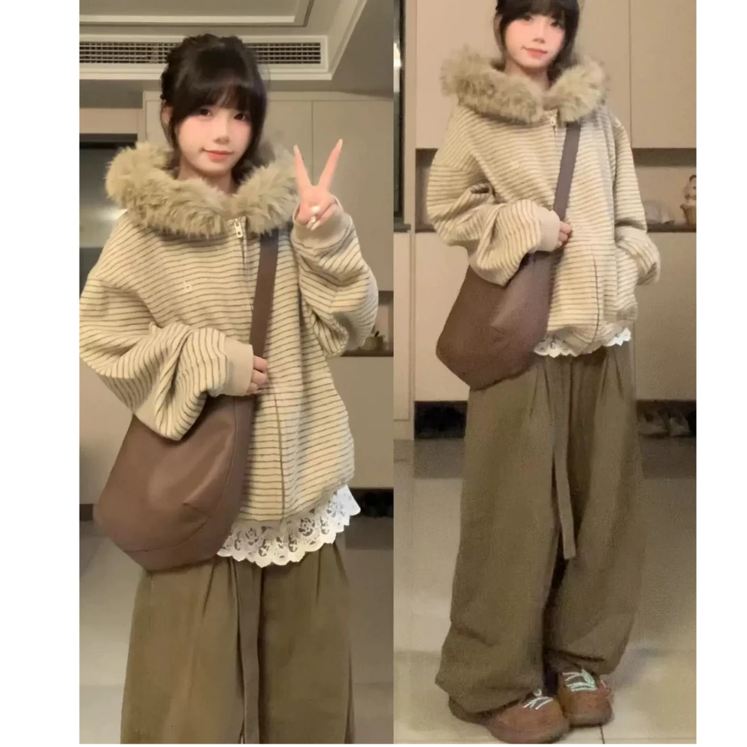 特大码300斤美式条纹连帽毛领外套女春秋冬新款宽松卫衣开衫上衣