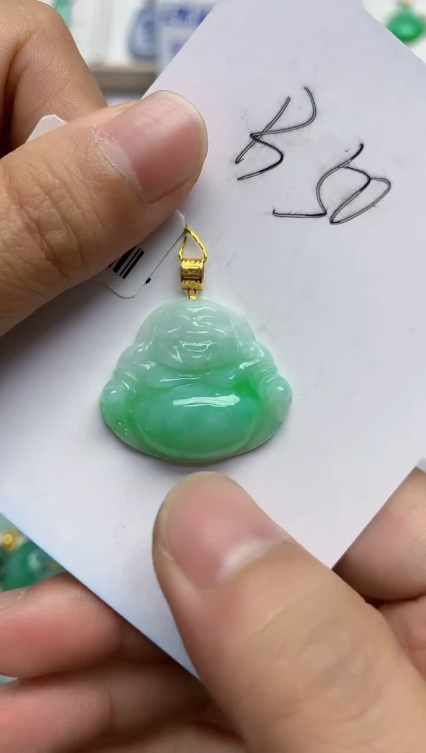 翡翠18K金镶嵌颈饰天然缅甸翡翠A货