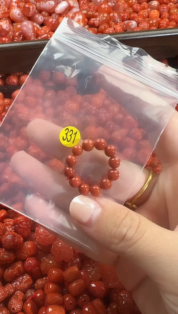 颈饰未镶嵌南红玛瑙1