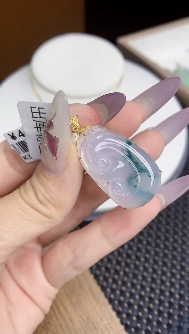 翡翠挂件18K金镶嵌97   天然翡翠A货