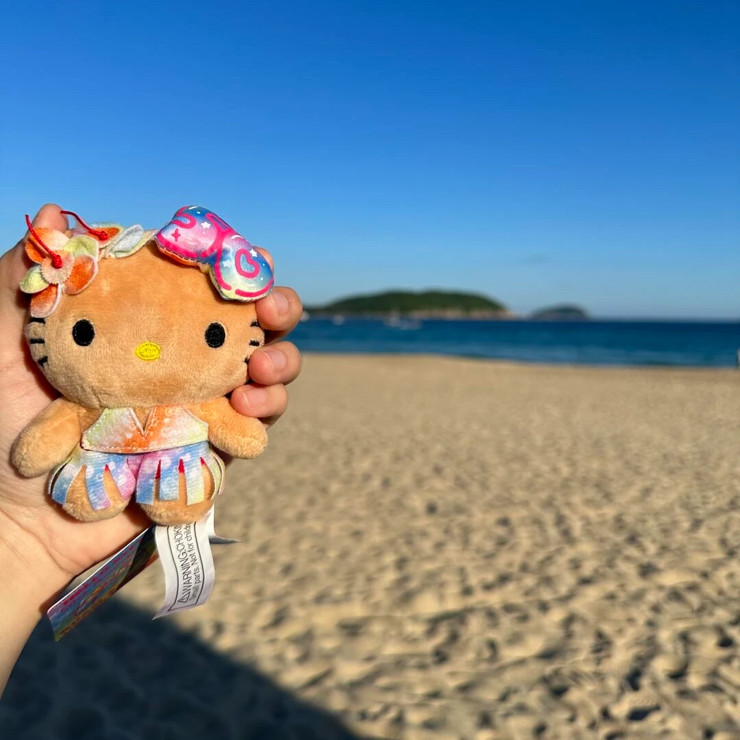 【塞班岛限定】HelloKitty 关岛&塞班岛 50周年彩虹Kitty玩偶