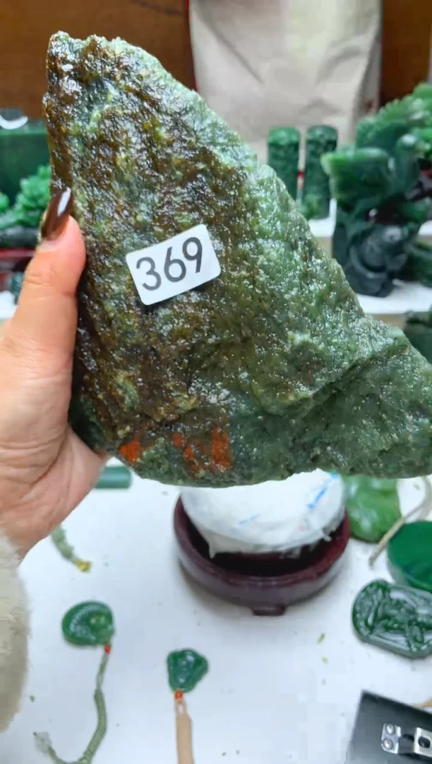 未镶嵌和田玉摆件1
