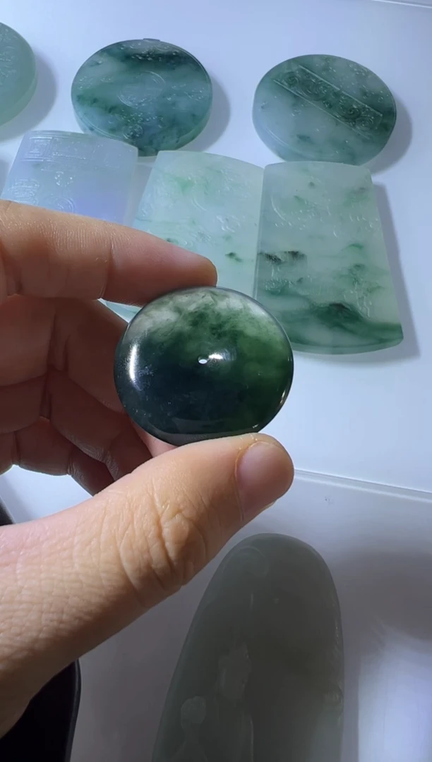 未镶嵌定制翡翠扣子