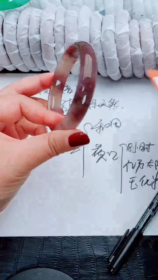 【闪购商品】石英质玉手镯未镶嵌S8-63-64