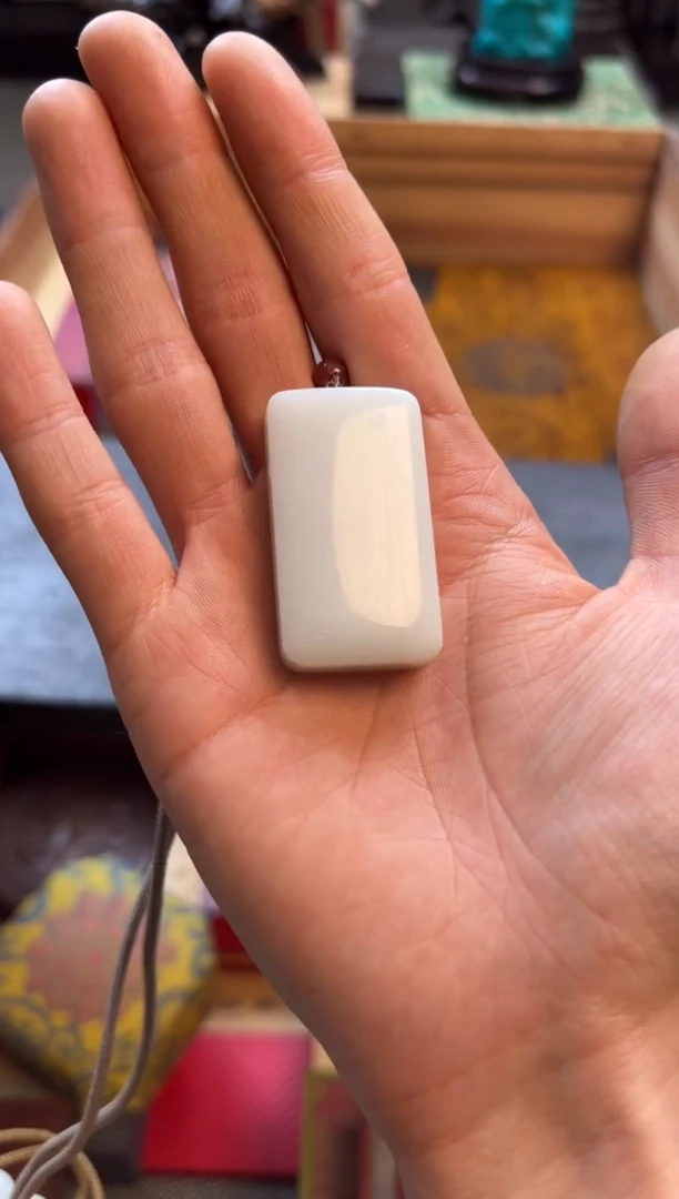 和田玉未镶嵌颈饰——————————————1