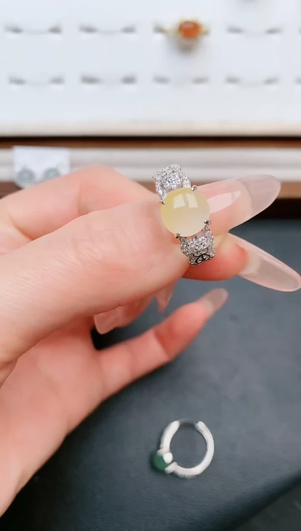 【闪购商品】翡翠戒指银S925镶嵌.....