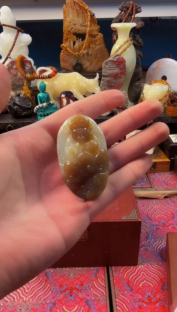 未镶嵌和田玉挂件小熊拖鞋直播精选推荐