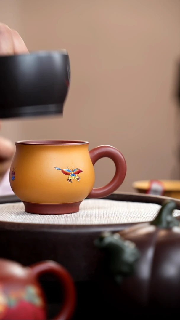 茶壶紫砂黄金段粉浆蝴蝶手把杯