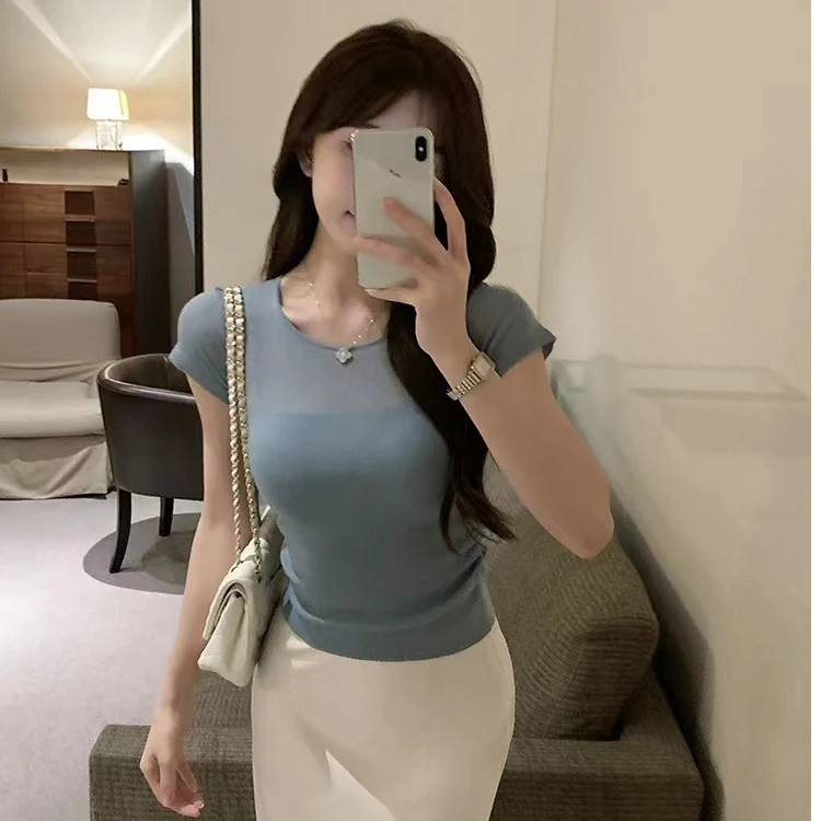 粉紫色短款冰丝针织短袖t恤女夏季2025新款设计感纯欲正肩收腰