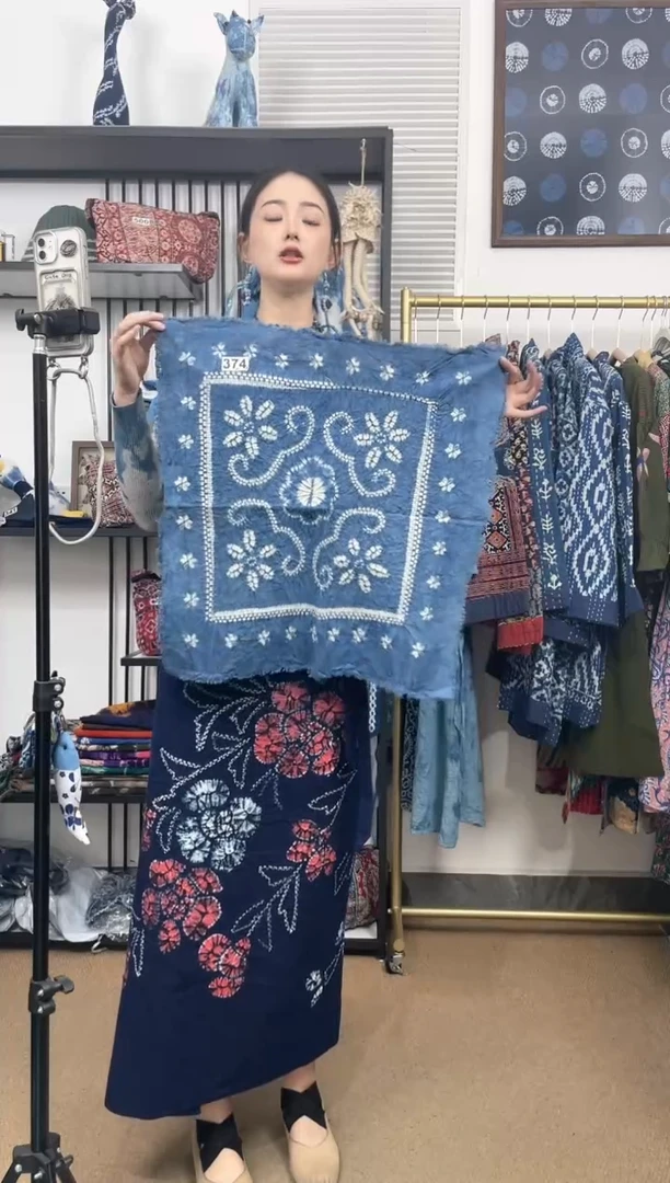 【闪购商品】374白族非遗手工扎染方巾55x55