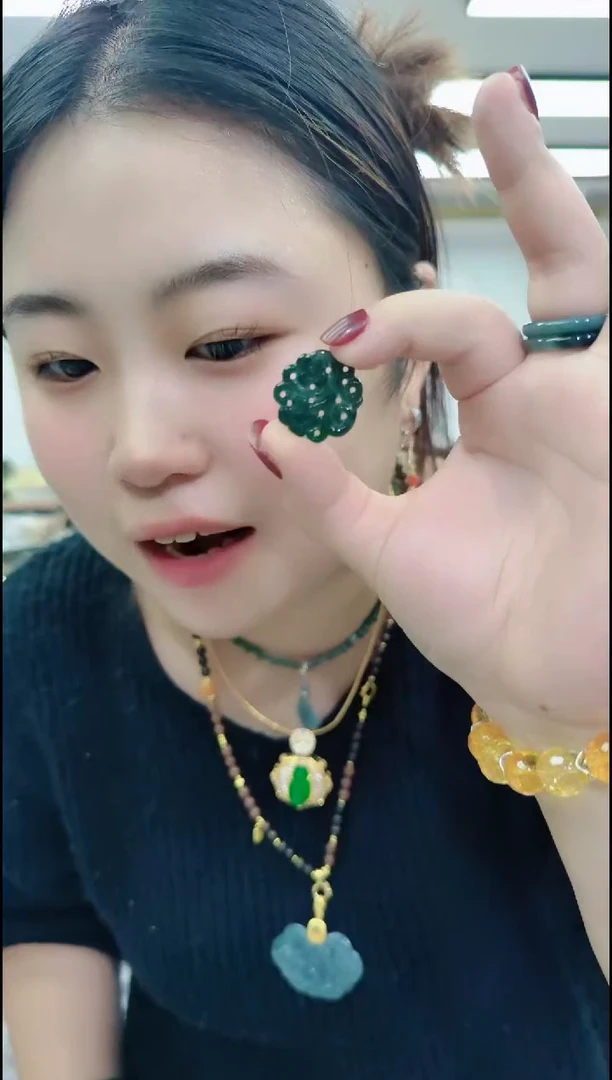 【闪购商品】翡翠颈饰未镶嵌2574蓝水镂空牌