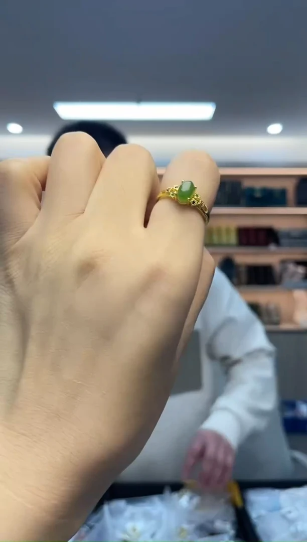 未镶嵌戒指和田玉（多样性发一件）