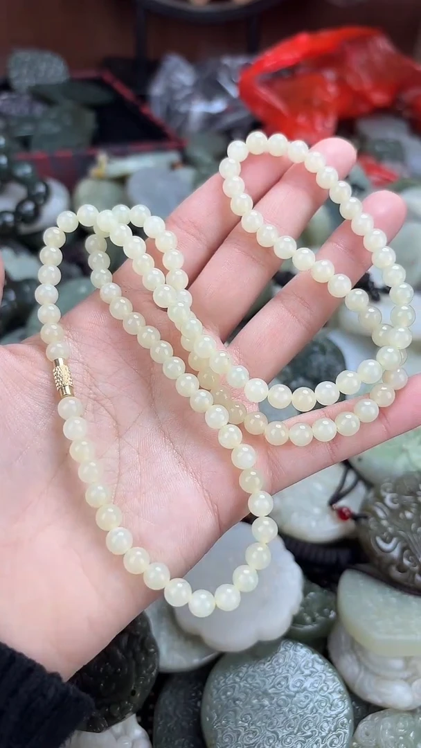 颈饰未镶嵌和田玉1