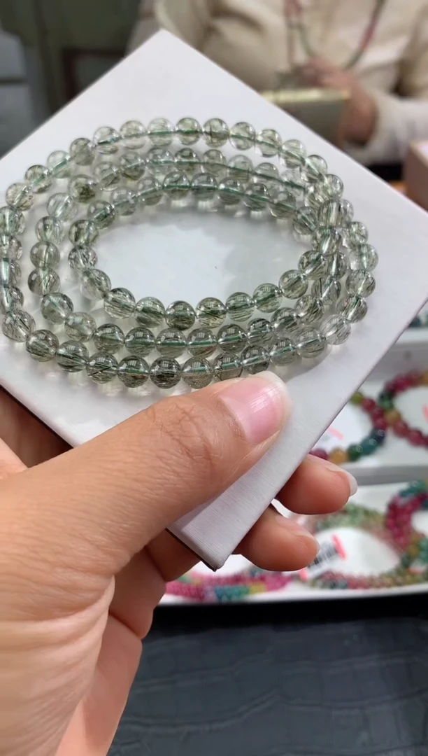 【闪购商品】发晶手链未镶嵌多样性发一条