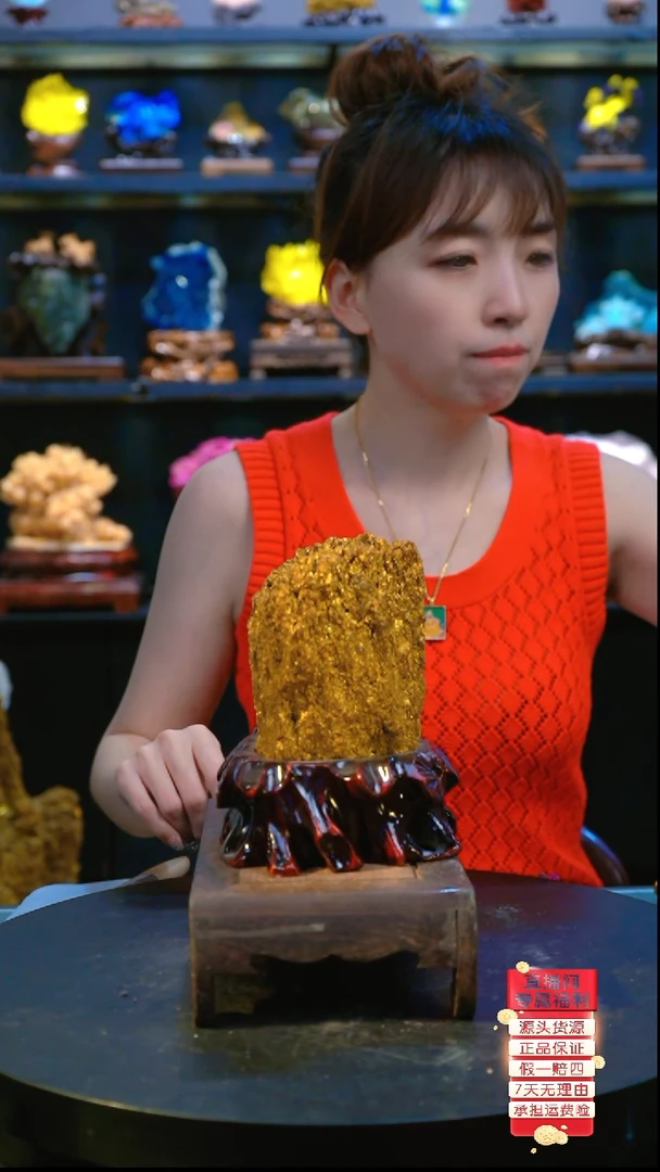 石材精品斑铜矿，矿物晶体摆件