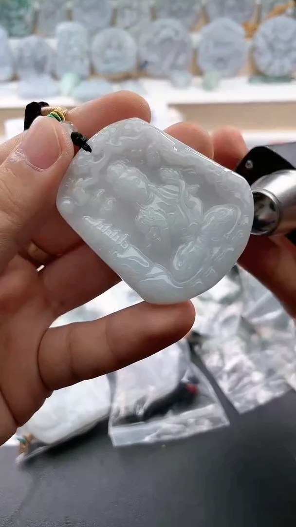 翡翠未镶嵌颈饰2025/6/10/152