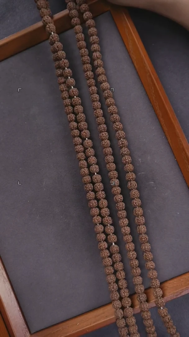 金刚菩提吊坠老树玉梅花108  9mm