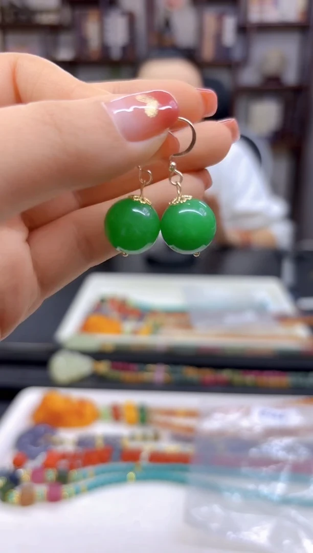 【闪购商品】翡翠耳饰14K金镶嵌耳勾E665