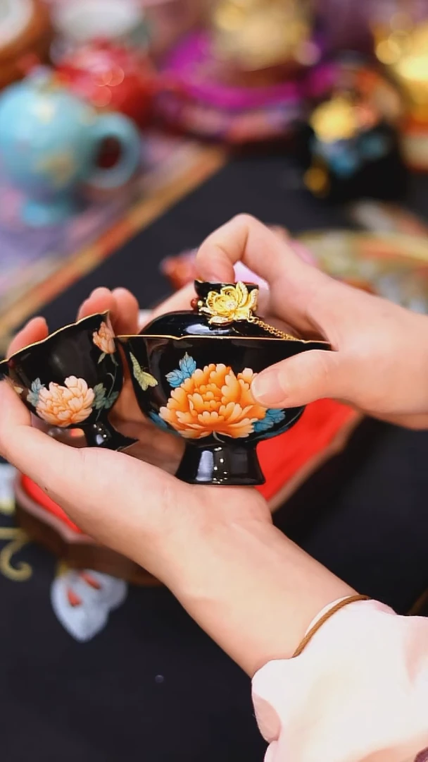 【闪购商品】摆件山怂阿卿直播间@@YTJ00188套组