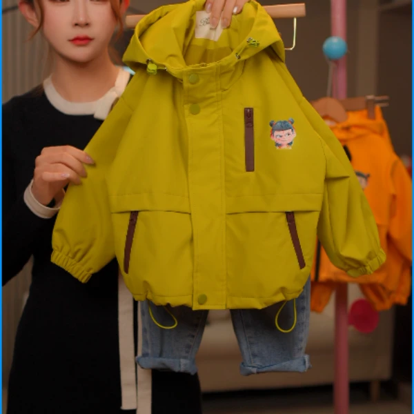 [拍一发二]新款春季时尚冲锋衣外套儿童宽松ins韩版百搭休闲外套