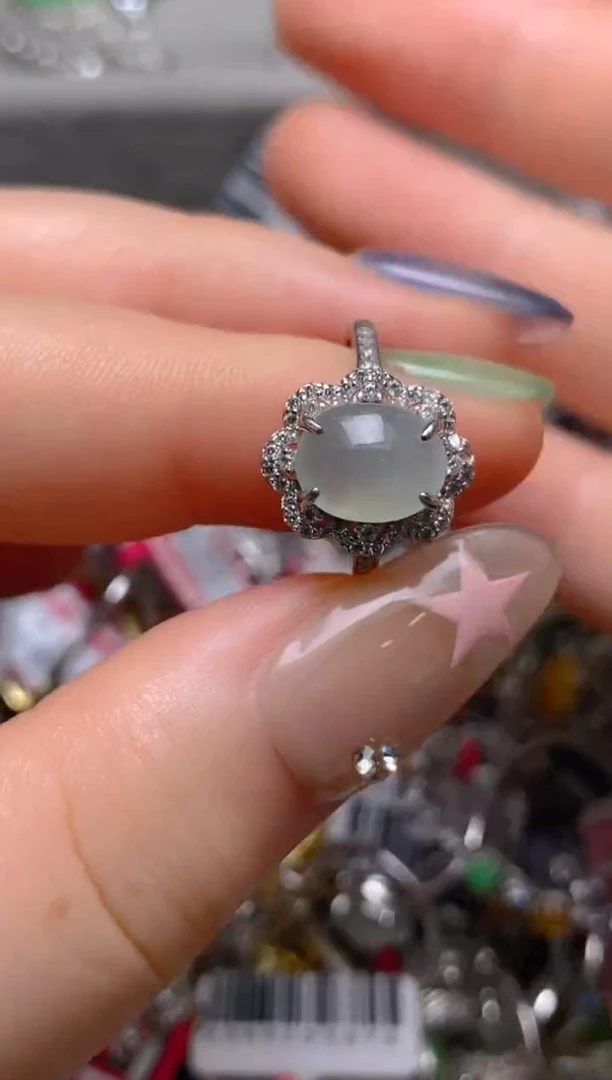 银S925镶嵌戒指翡翠百内无证书