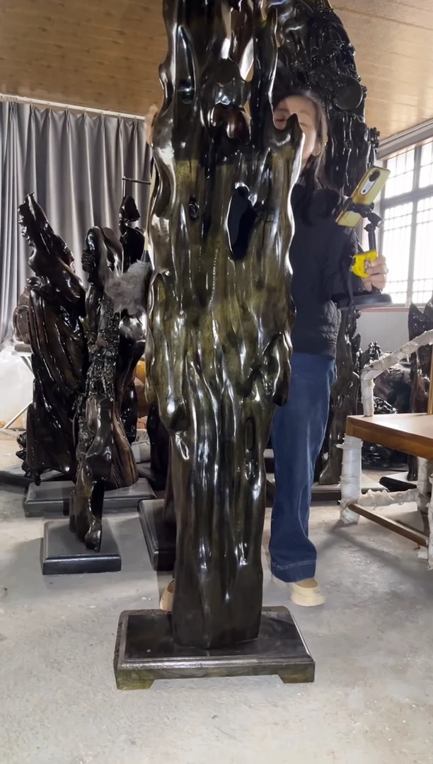 金丝楠诚**店阴沉木随型摆件