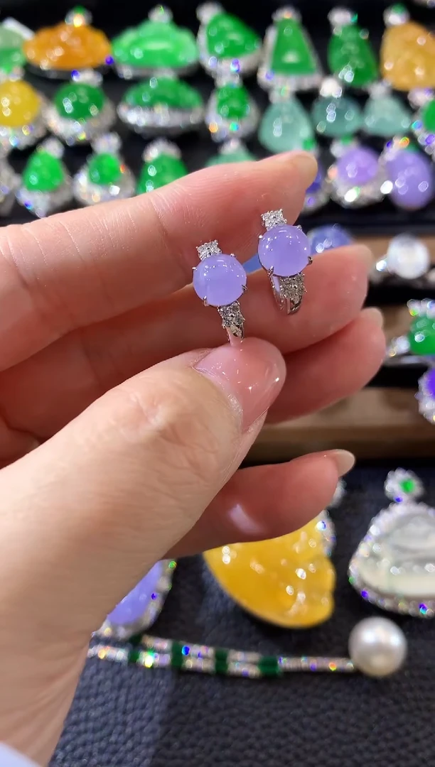 18K金镶嵌翡翠耳饰C18 紫货有一定色差