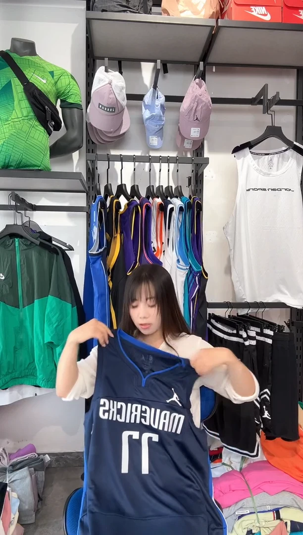 1382编码 瑕疵款以直播间过款为准 尺码175