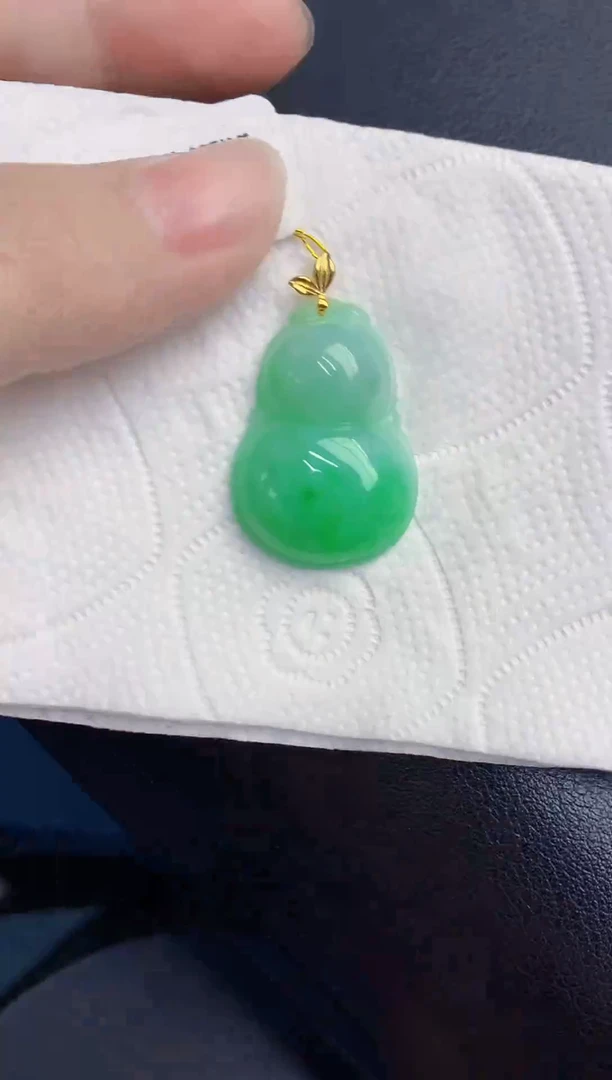 颈饰18K金镶嵌翡翠天然翡翠缅甸A货