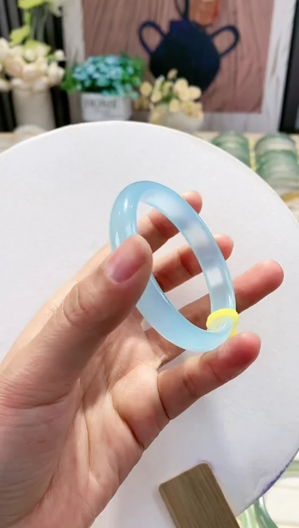 手镯玛瑙/玉髓未镶嵌100-55.5