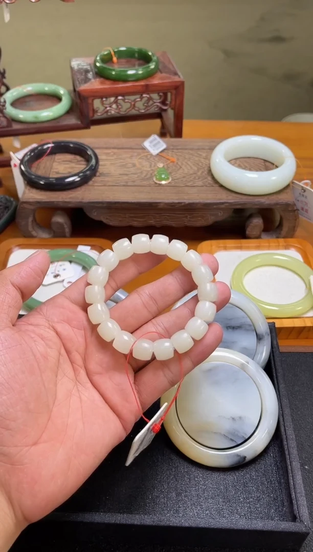 未镶嵌手串和田玉卡12若羌暖白 极限弧 多样性发一