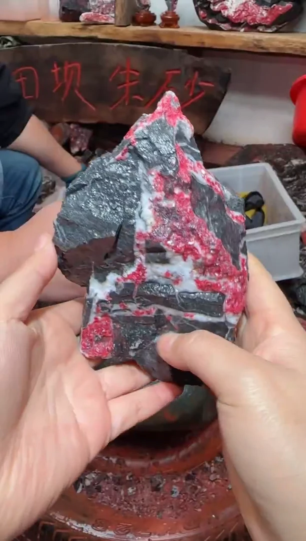 天然辰砂原矿石4