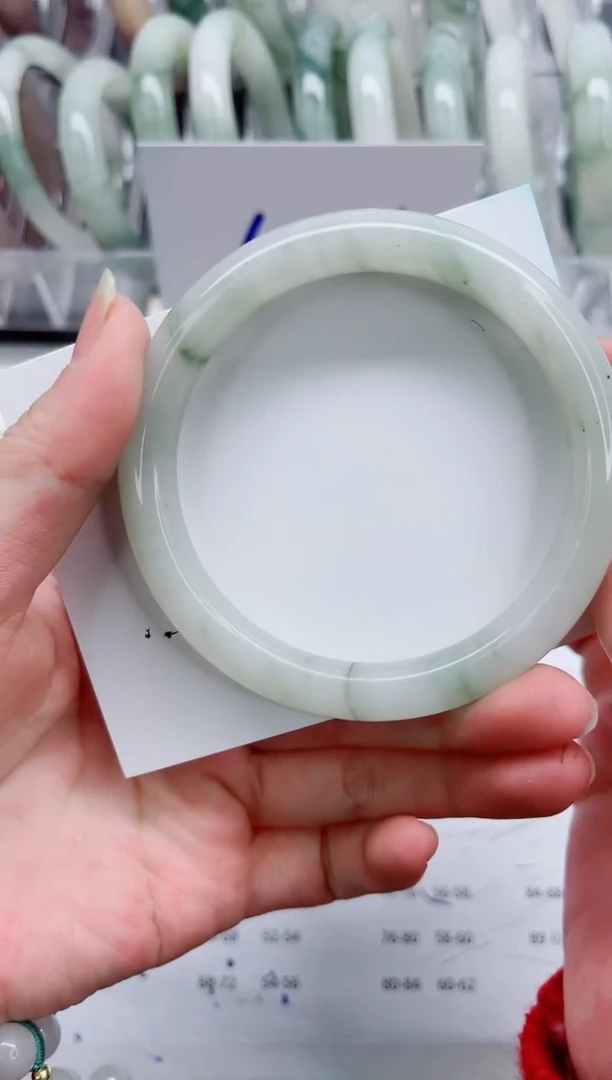 【闪购商品】石英质玉手镯未镶嵌A324-59.4