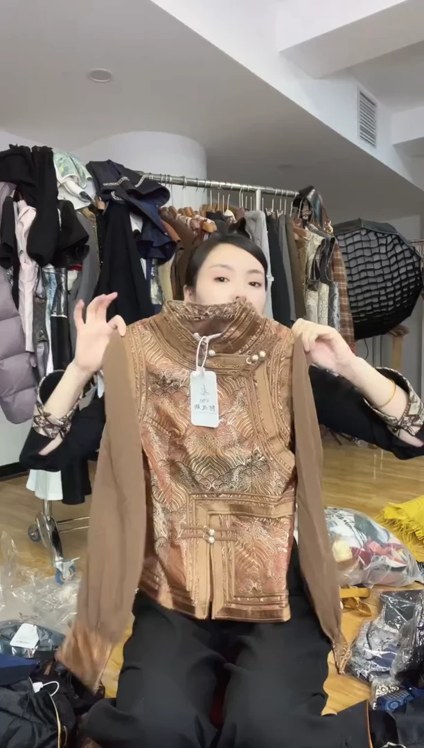 M码       90-105斤  纱袖  暇