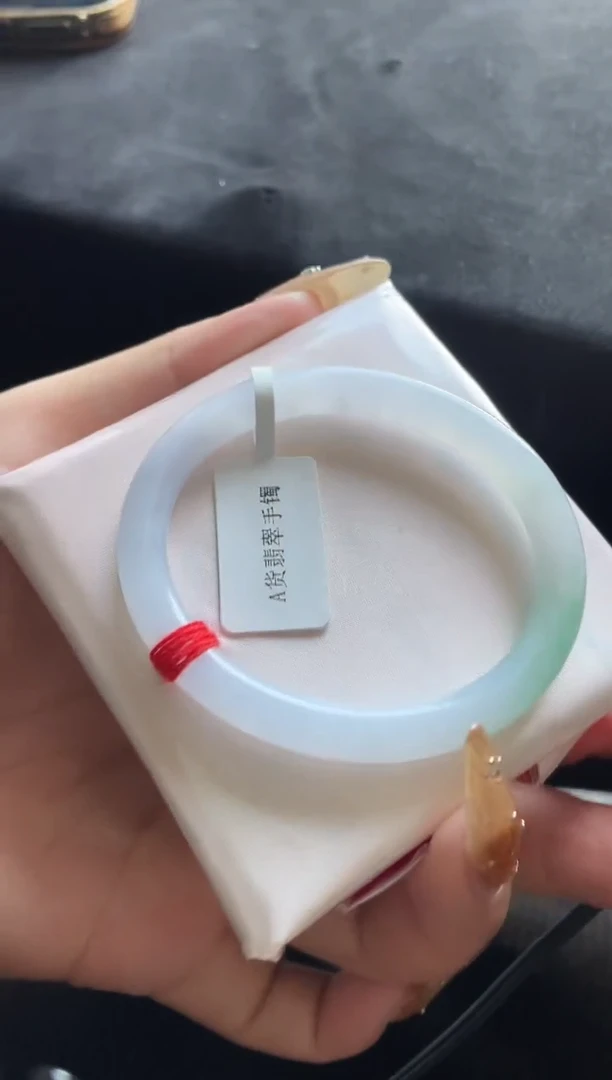 未镶嵌手镯翡翠贵妃三天鉴赏期