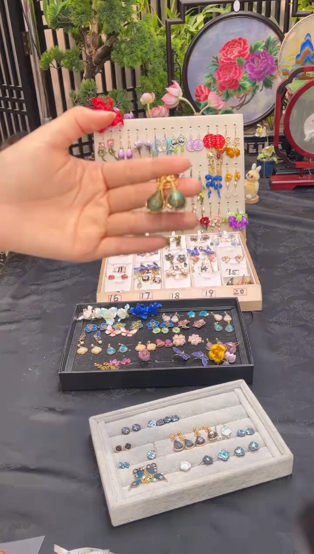 织绣?非遗手工苏绣饰品