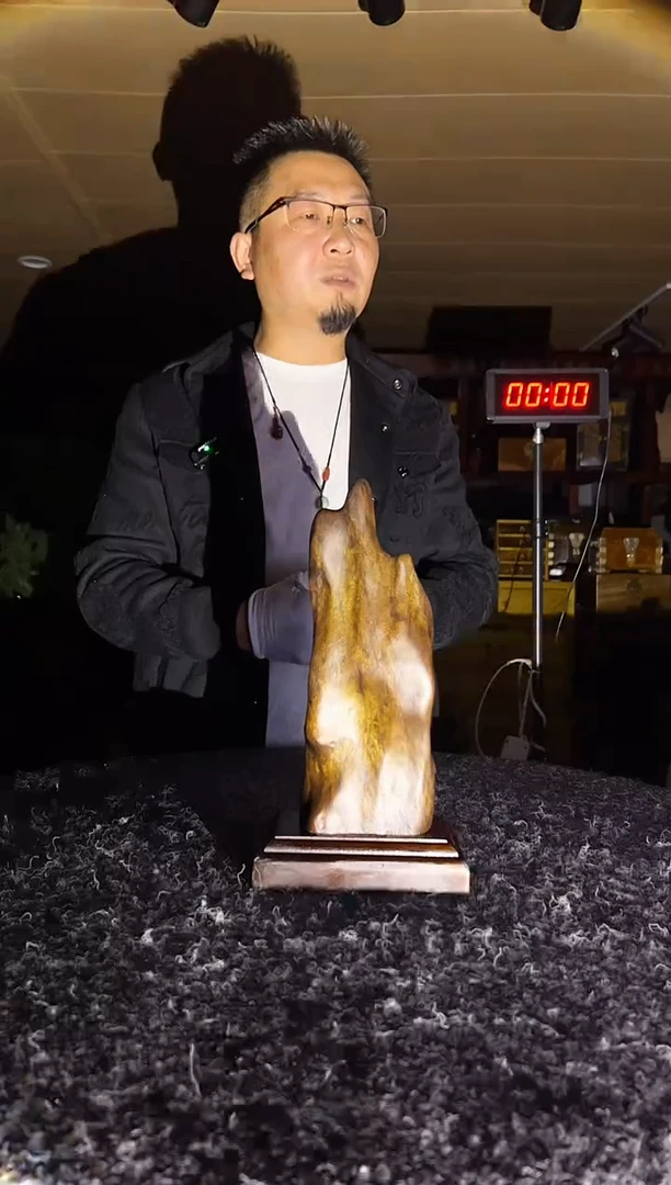 金丝楠广****室金丝楠木