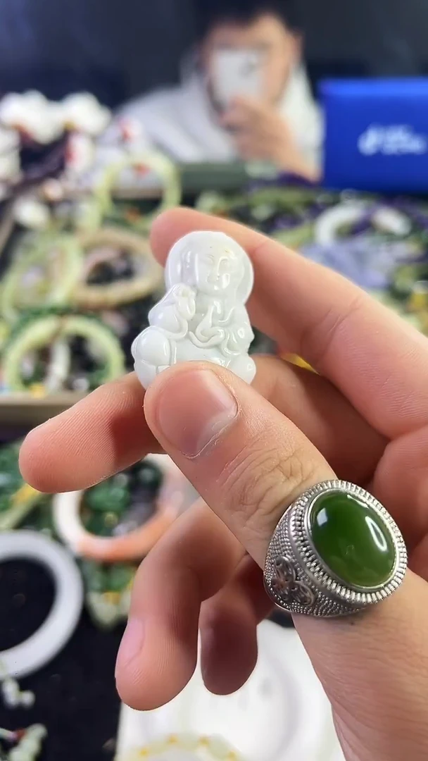 颈饰未镶嵌和田玉多样性发货