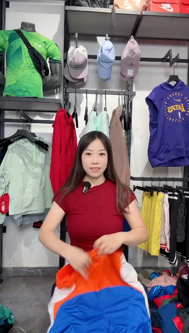 1606编码 瑕疵款直播间过款为准 尺码
