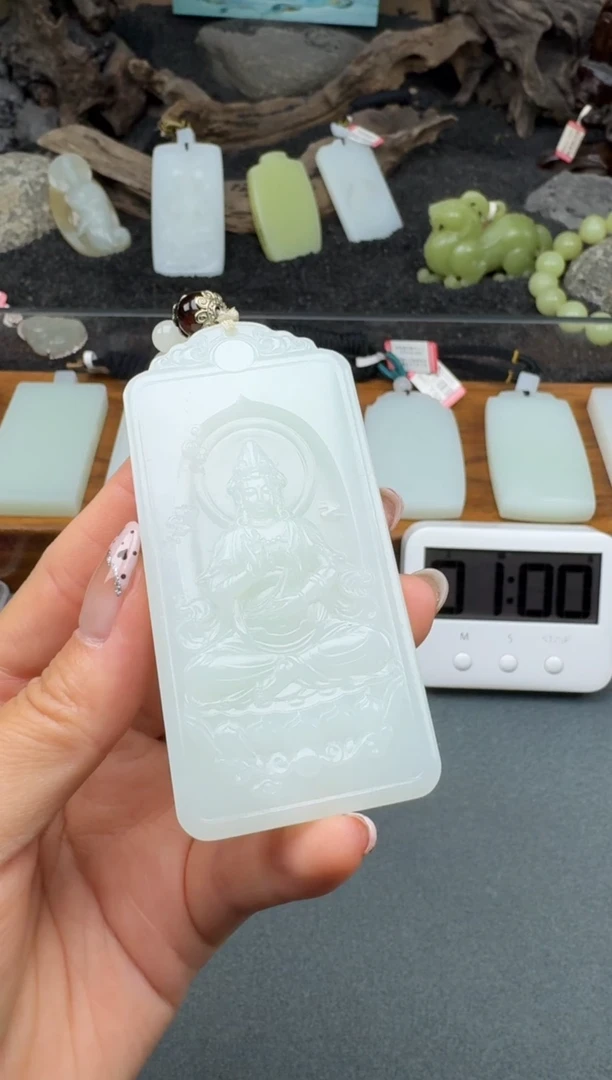 颈饰未镶嵌和田玉3