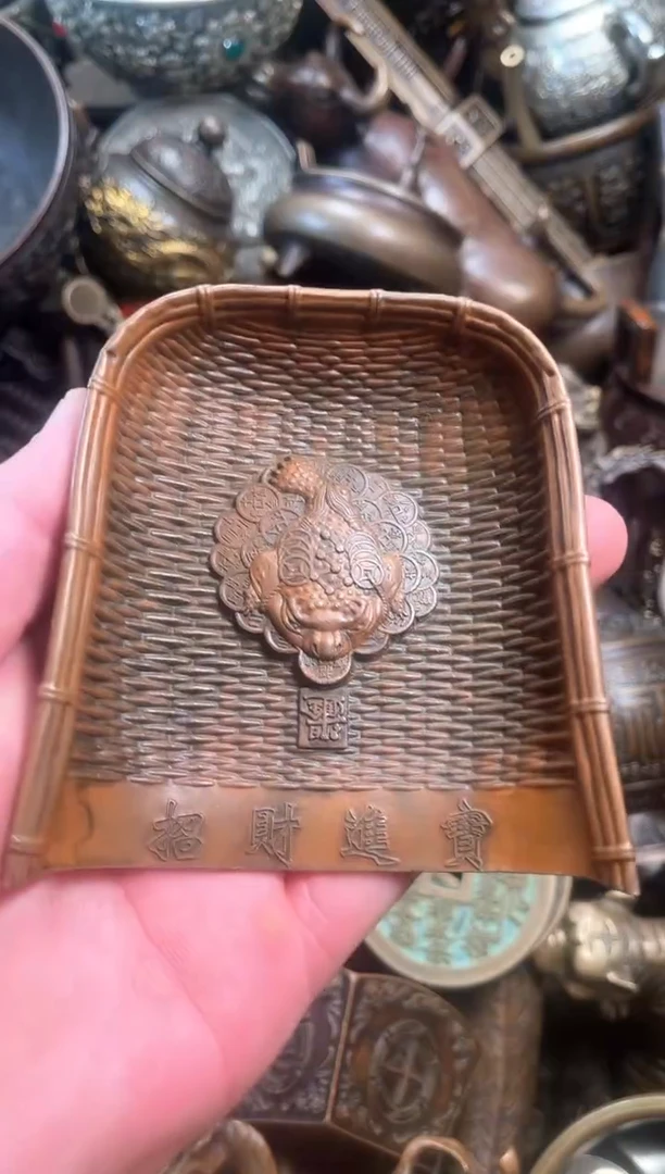 精美铜器点击下单