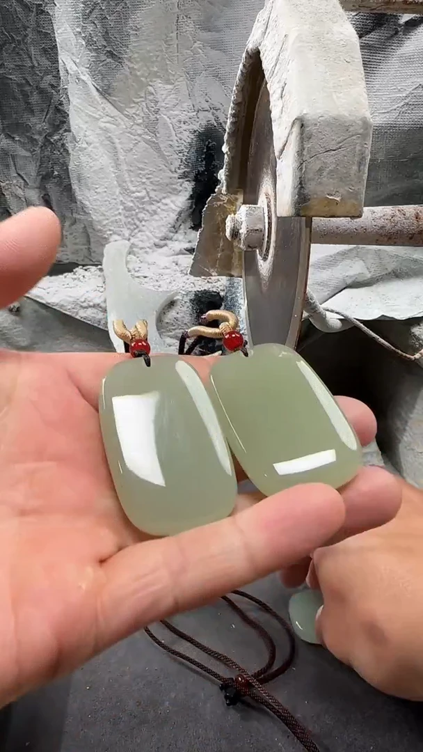 颈饰未镶嵌和田玉吊坠多样性拍一发一件