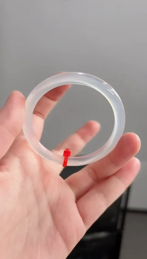 玛瑙/玉髓手镯未镶嵌52-53圈