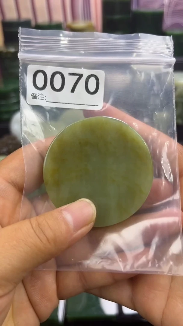 和田玉未镶嵌珠宝半成品镯芯