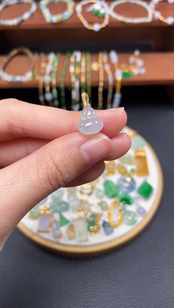 【闪购商品】翡翠吊坠(不含链)18K金镶嵌一个  JK235